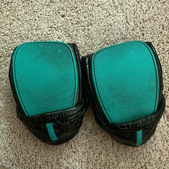 Tieks Black Patent Leather - Picture 3 of 4